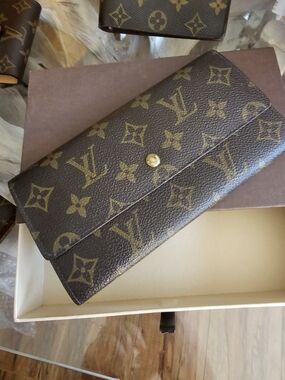 Louis Vuitton Brown Monogram Continental Wallet with Gold Snap